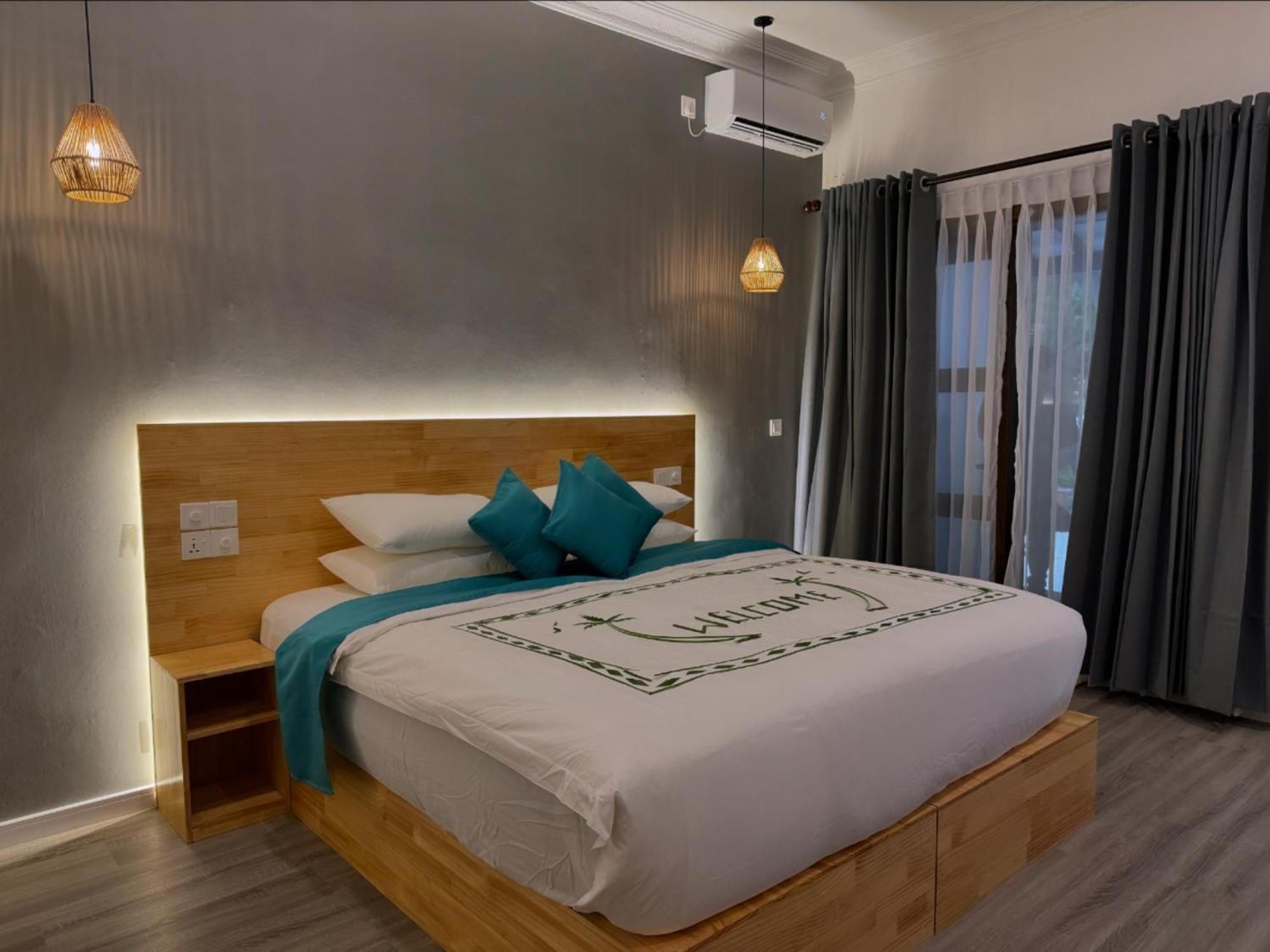 Dhigurah Beach Inn Exterior photo
